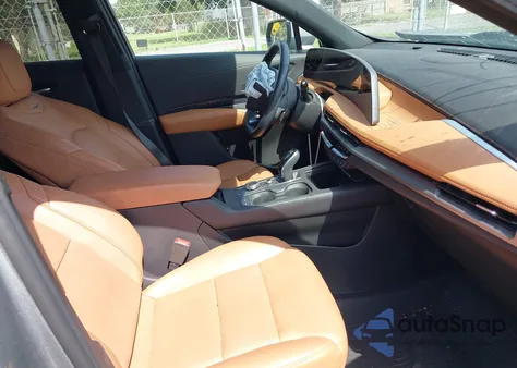 2024 Cadillac Xt4 Fwd Premium Luxury z USA, uszkodzony, nr VIN 1GYFZCR45RF116208